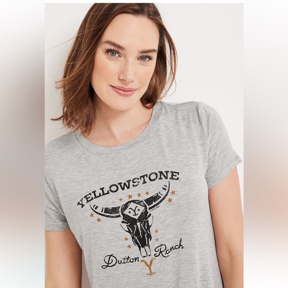 Maurices Tops - Maurices Heather Gray Tee